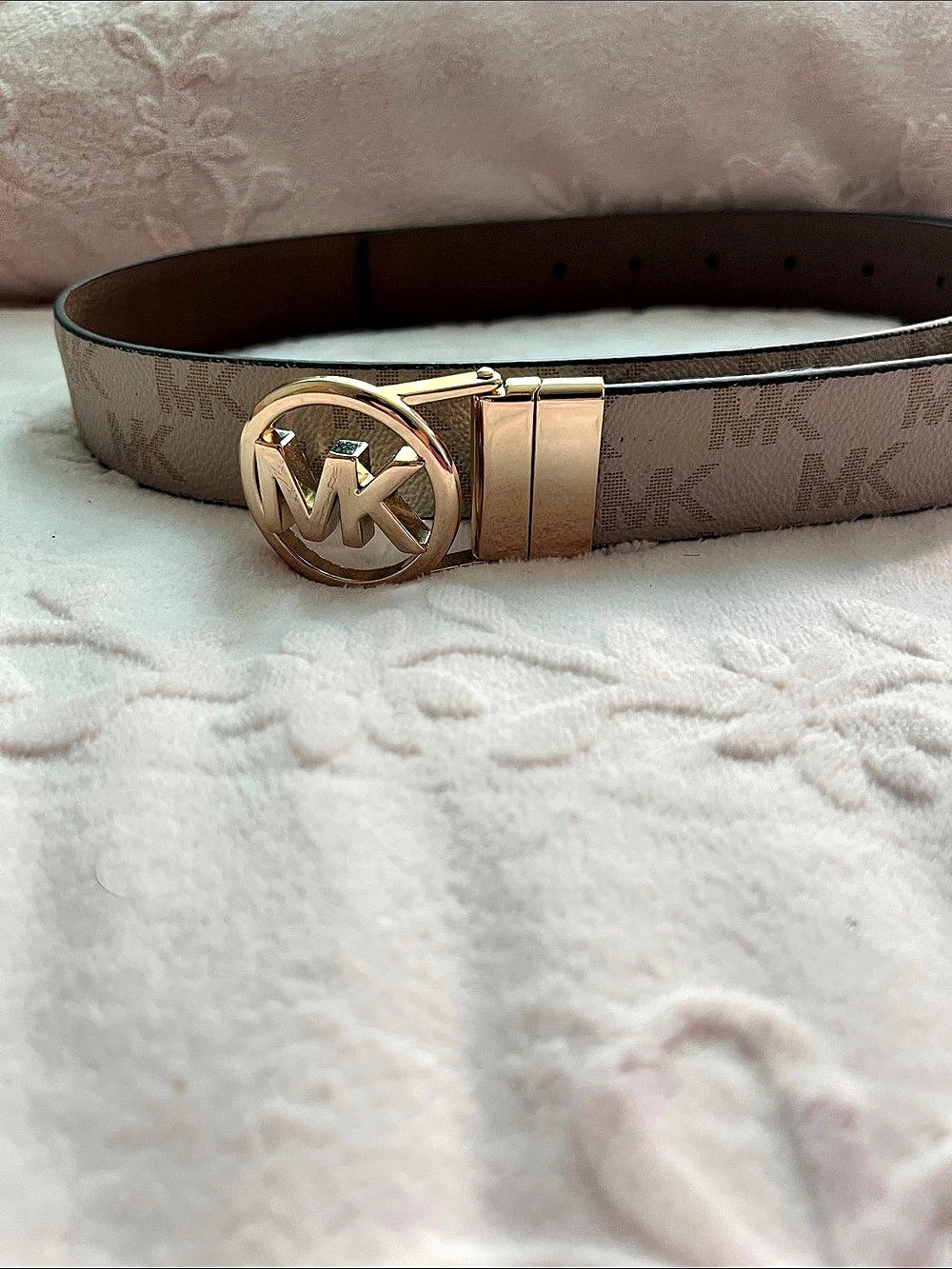 Michael Kors Reversible Signature Logo and Leather Belt Brown & Pink